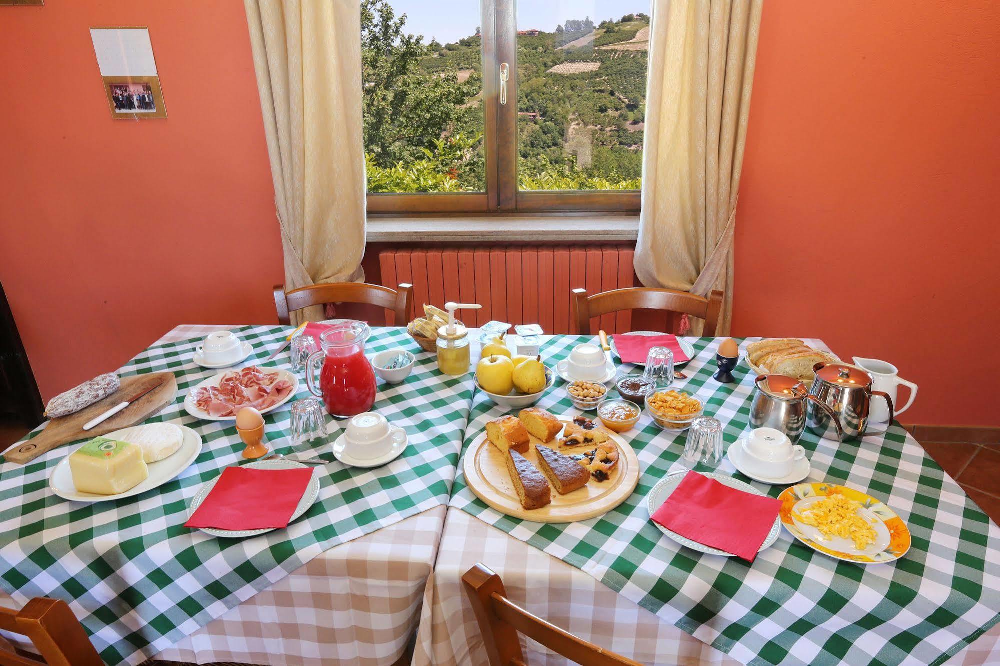Agriturismo Al Brich Albaretto della Torre Exterior foto